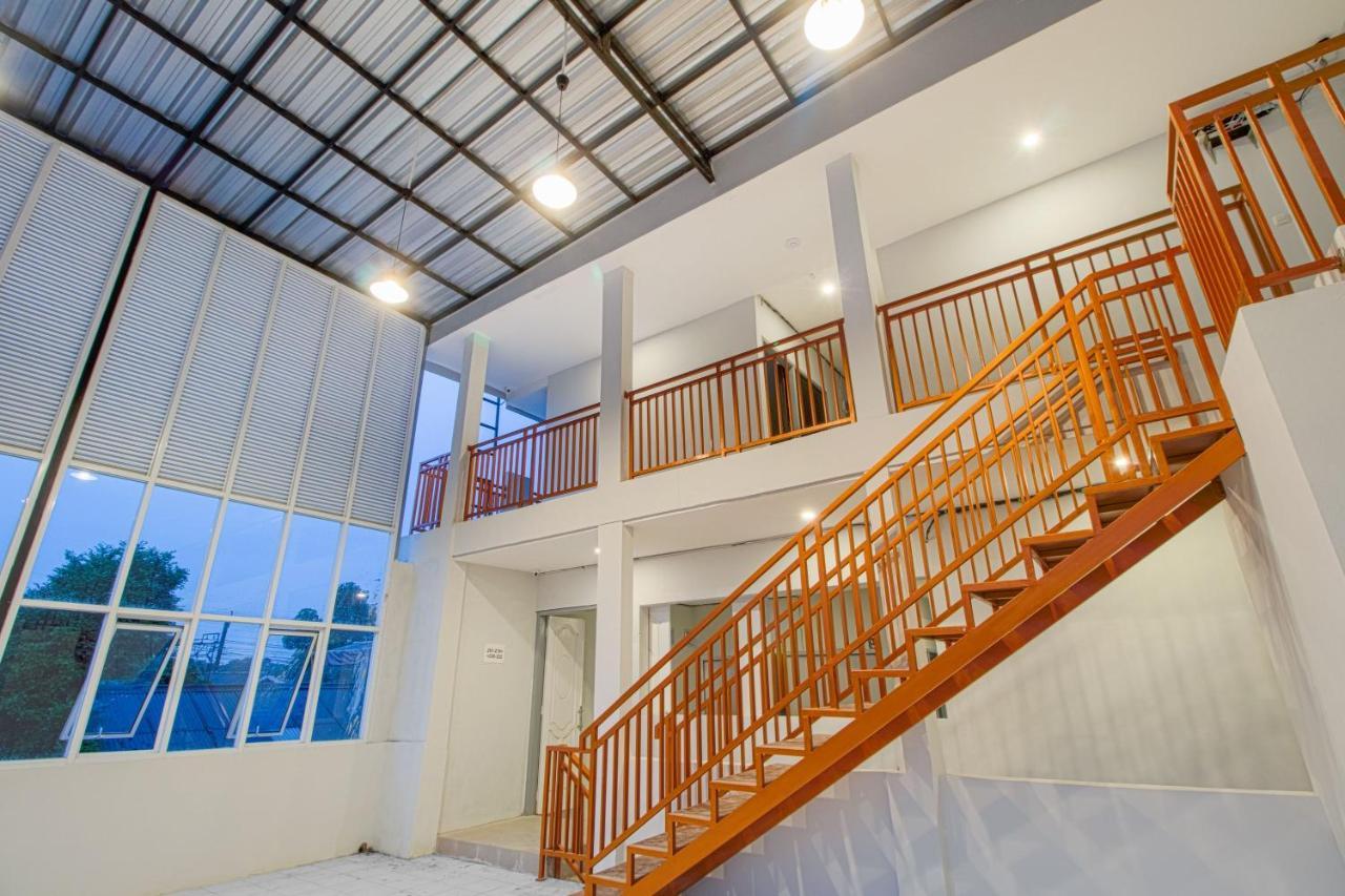 Hotel Urban24 Syariah Depok Zewnętrze zdjęcie